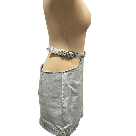 Revolve We Wore What Skirt Women M Denim Cut Out Mini Light Wash 90s Y2K Casual - Picture 12 of 14